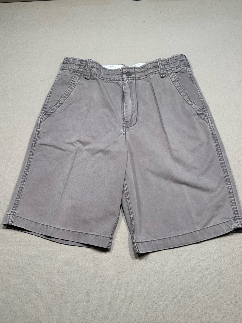 Aeropostale Y2K Vintage Men's Taupe Flat Front Shorts